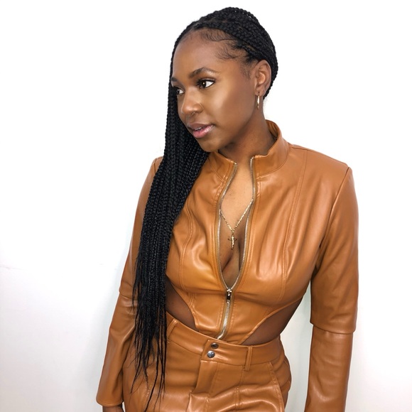 Top Faux Leather Bodysuit - Picture 6 of 10